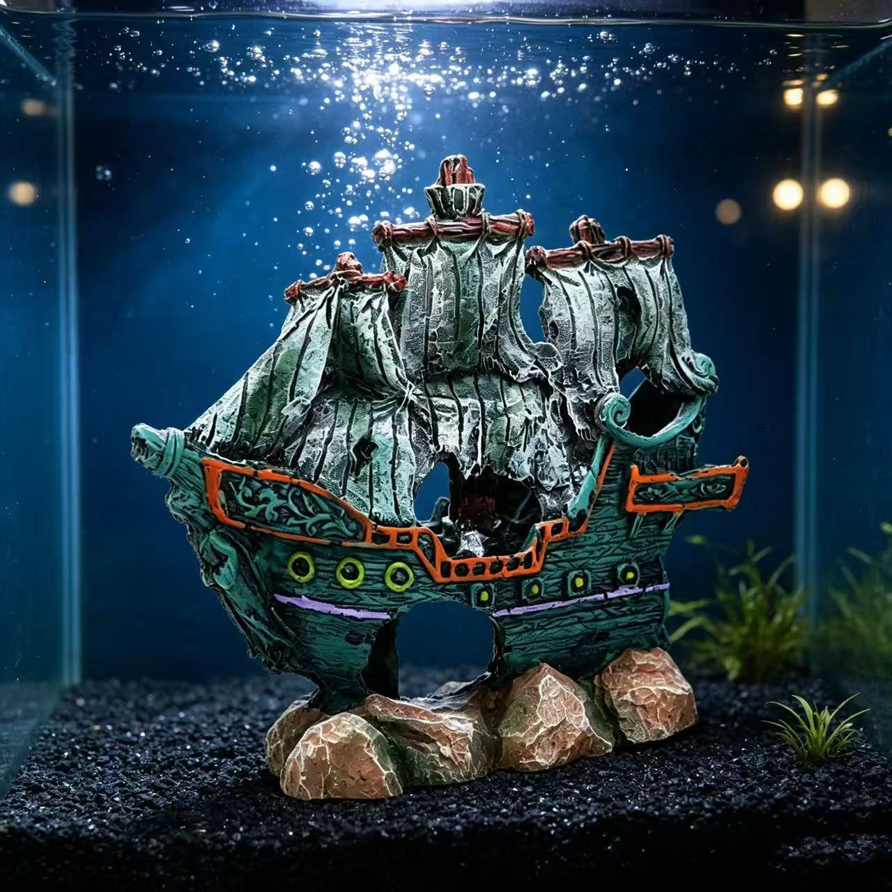 زينة حوض السمك على شكل قارب شر - مراجعة Aquarium Marina وسعره